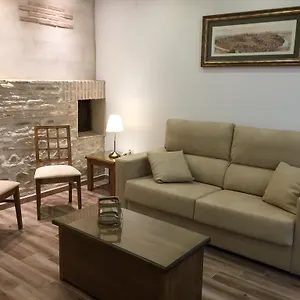 Teatro Rojas Ii Apartment